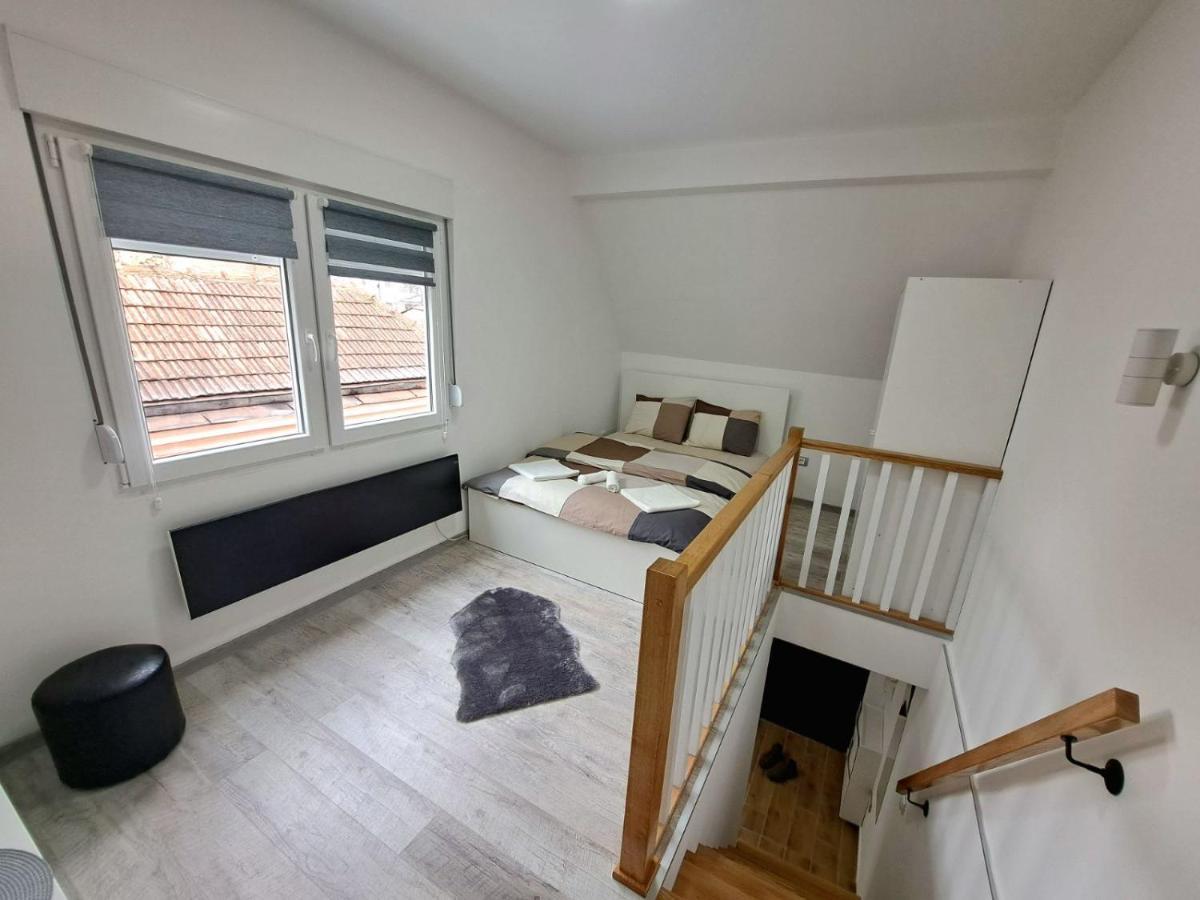 Mini Duplex Apartman Dusanovac Экстерьер фото